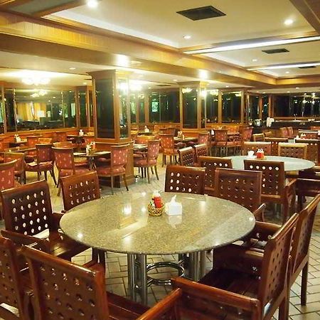 ホテル Jomtien Holiday パッタヤー エクステリア 写真