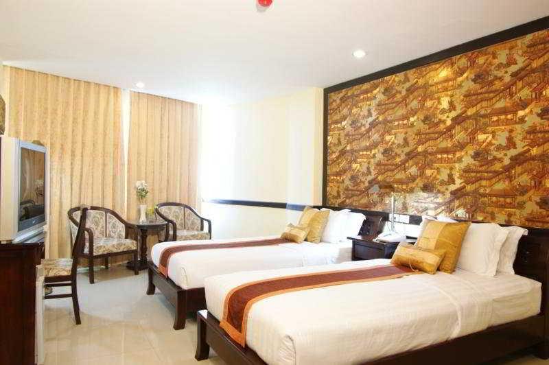 ホテル Jomtien Holiday パッタヤー エクステリア 写真